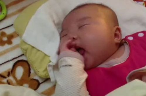 科学喂养 告别按哭喂养，读懂宝宝饥饿信号